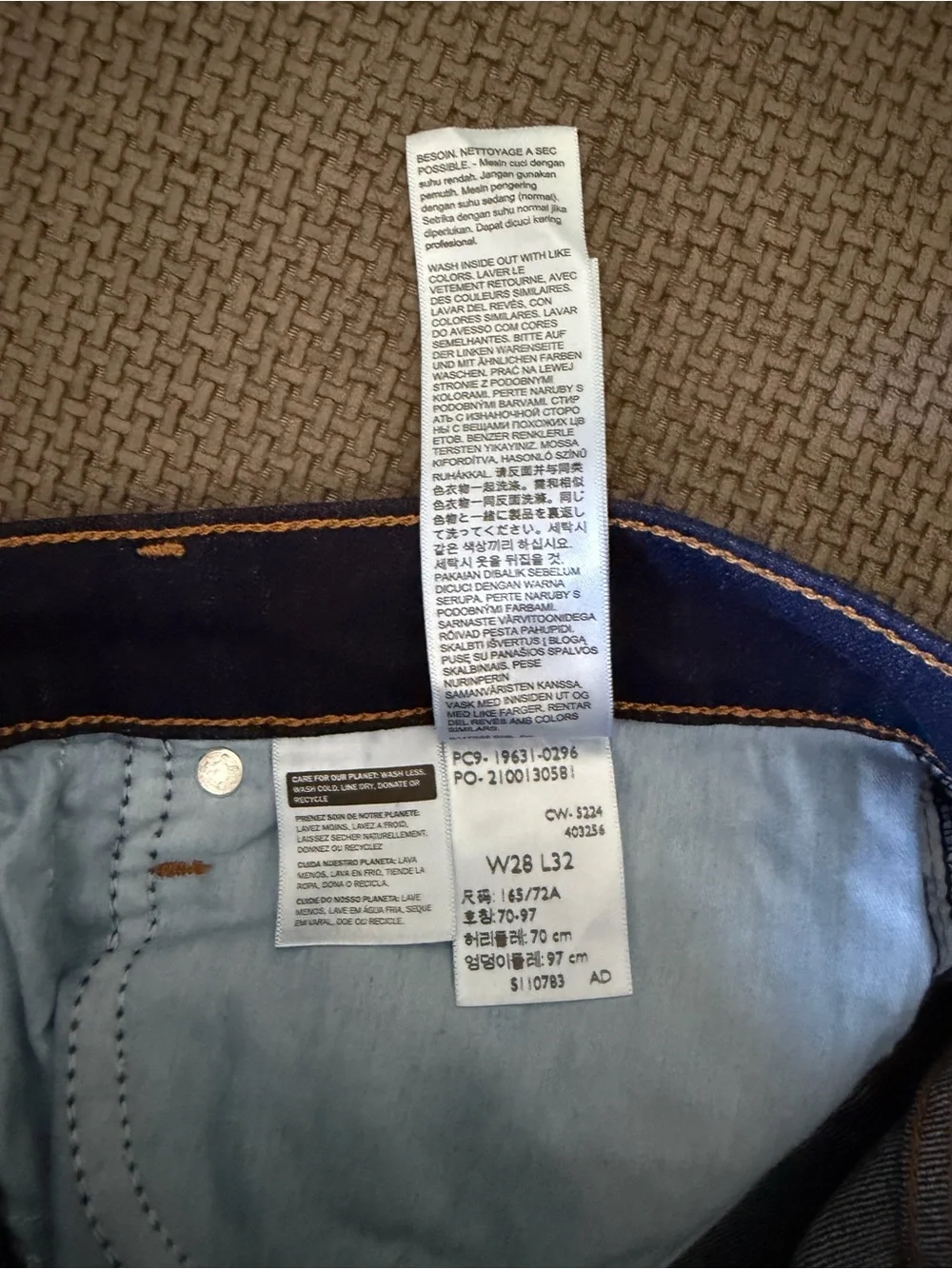 Levi’s 314 Shaping Straight Leg Jeans Dark Wash Women’s Size 28x32 Tummy Control - Picture 10 of 15